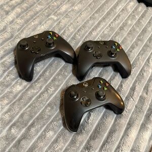 Xbox Wireless Controller - Black